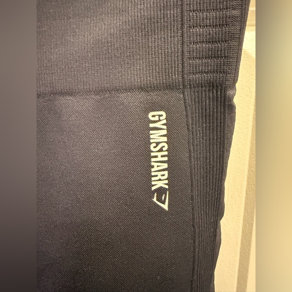 Women’s Gymshark Leggings - Picture 2 of 4